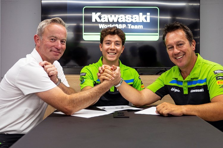 Salvador with Kawasaki Racing Team